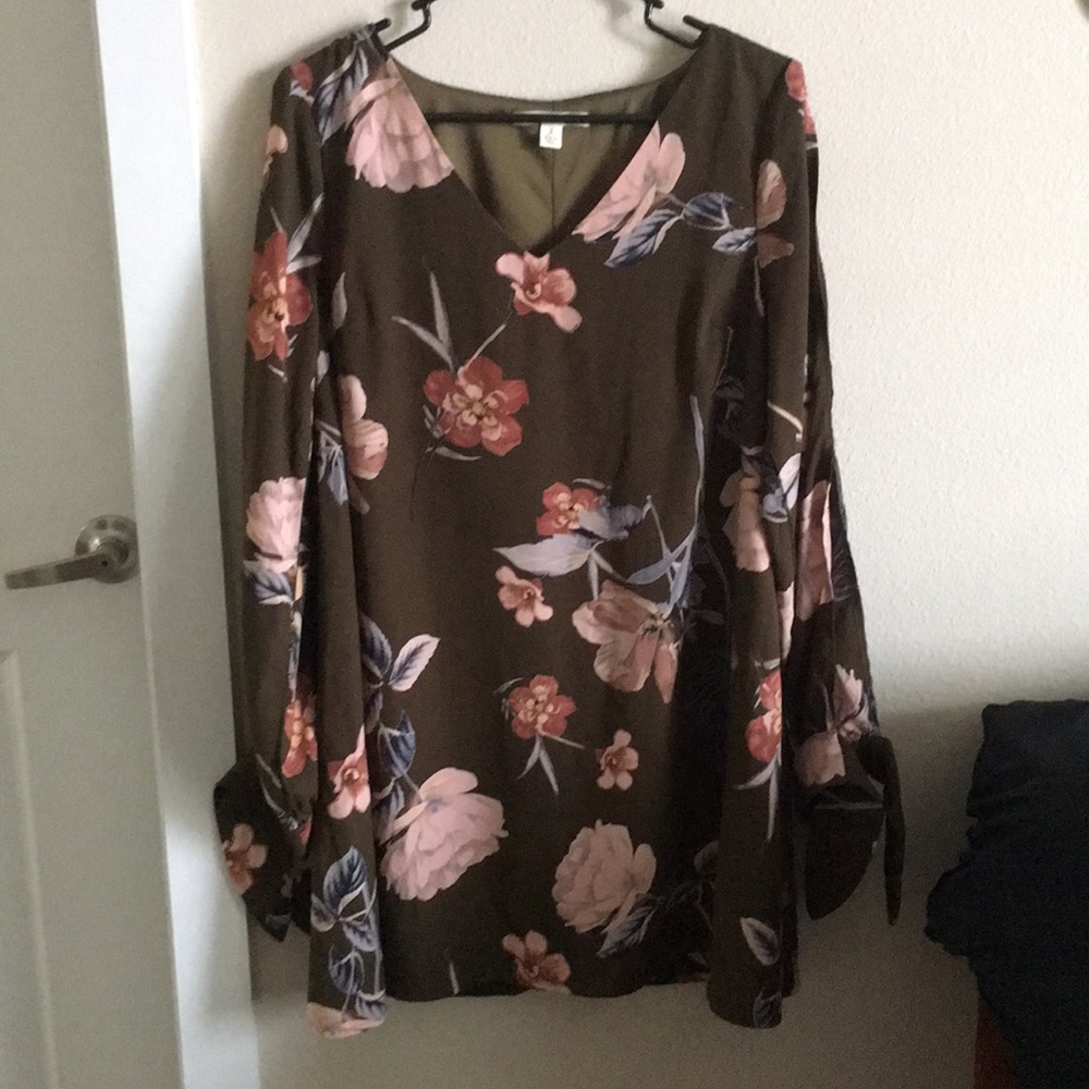 Francesca’s floral dress